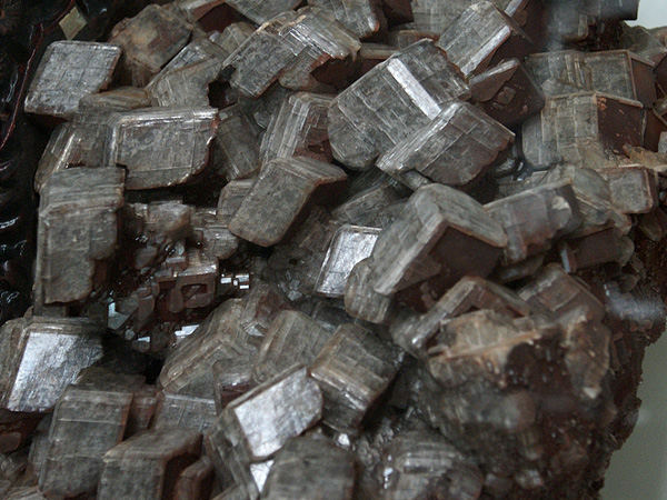 鎢礦球磨機(jī)好在哪？