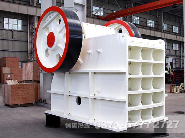 砼路面移動破碎機(jī)破碎原理，工作原理