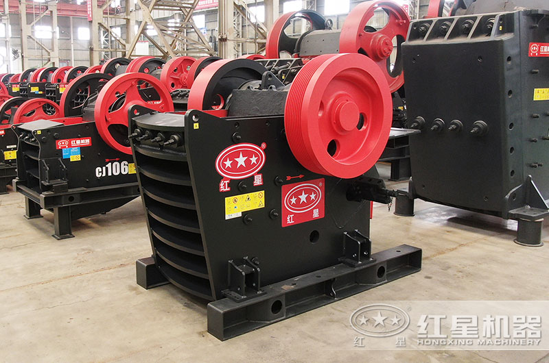 CJ顎式破碎機(jī)圖片