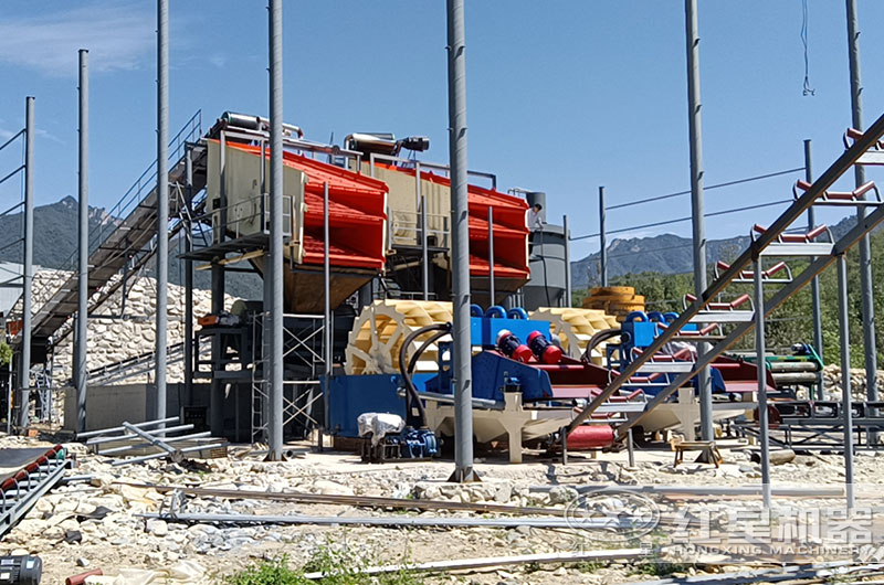 洗砂機(jī)工作現(xiàn)場圖片 洗砂機(jī)工作現(xiàn)場圖片