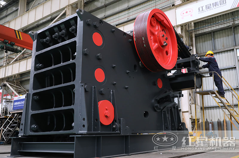 鄂破碎機(jī)900x1200時(shí)產(chǎn)多少?lài)?？多少錢(qián)？