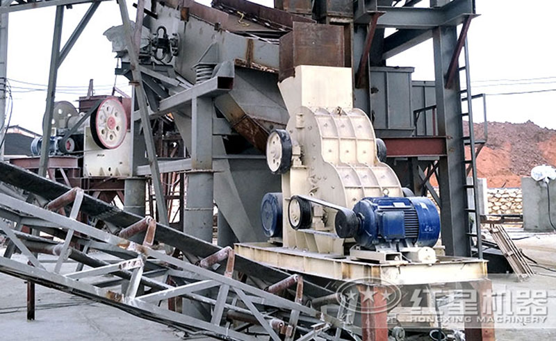 磚廠雙級(jí)粉碎機(jī)工作現(xiàn)場(chǎng)圖片 磚廠雙級(jí)粉碎機(jī)工作現(xiàn)場(chǎng)圖片