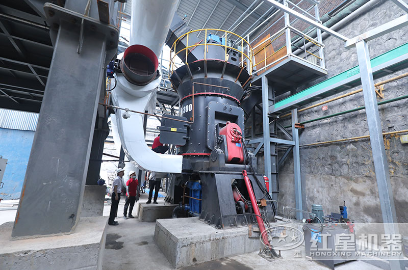 立磨機(jī)工作現(xiàn)場圖片 立磨機(jī)工作現(xiàn)場圖片