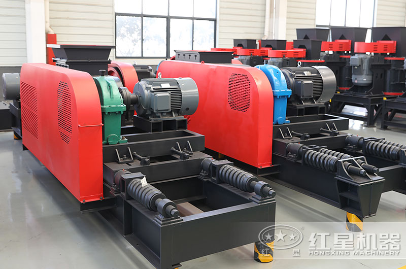 時(shí)產(chǎn)80噸對(duì)輥制砂機(jī)多少錢(qián)一臺(tái)？