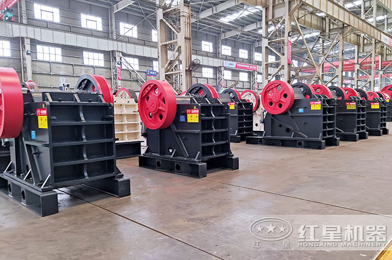 600型破碎機(jī)實(shí)拍圖片 600型破碎機(jī)實(shí)拍圖片