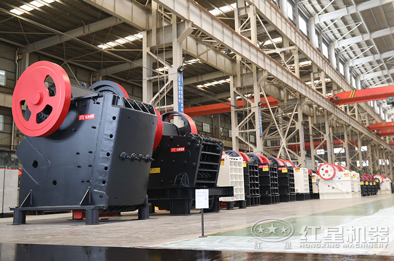 顎式碎石機(jī)圖片 顎式碎石機(jī)圖片