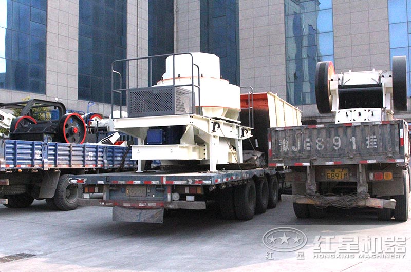 全套大理石加工機械設(shè)備裝車發(fā)貨