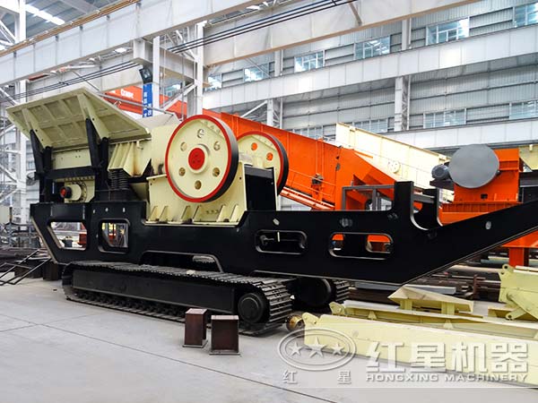 不同行徑方式下的移動石子破碎機(jī)