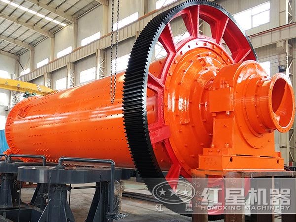 石英棒磨機生產(chǎn)車間