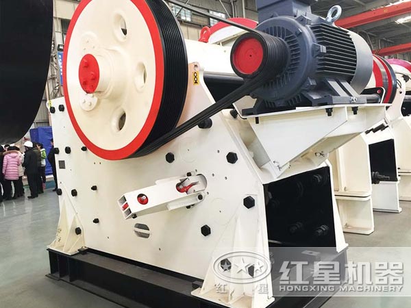 新一代CJ歐版顎式破碎機(jī)憑借高產(chǎn)、低耗迅速走紅市場