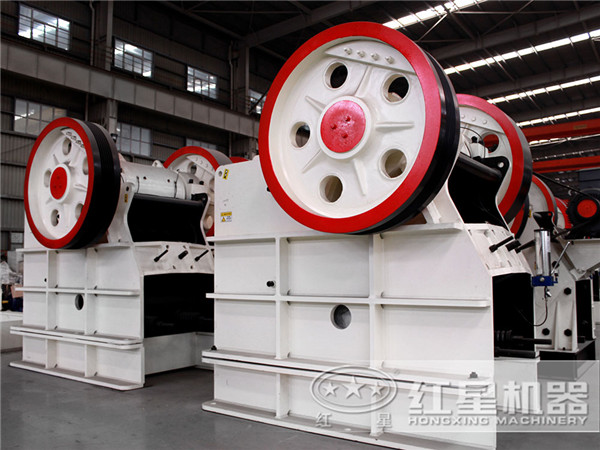 時(shí)產(chǎn)100方PE600×900顎式破碎機(jī)