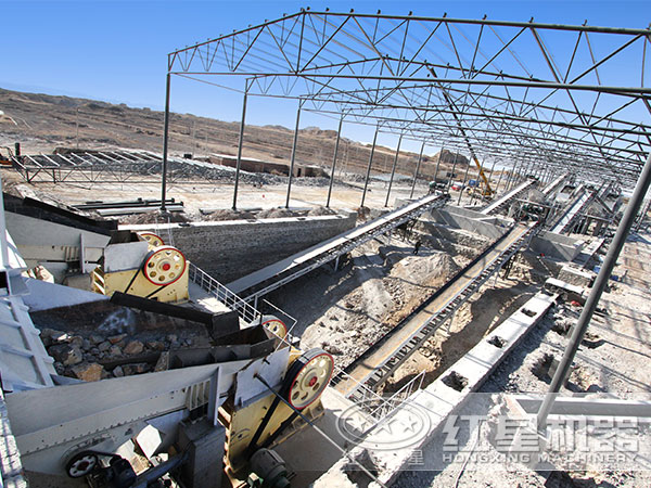 一套經(jīng)濟(jì)型時(shí)產(chǎn)300噸顎式碎石生產(chǎn)線設(shè)備配置方案，拿走不謝