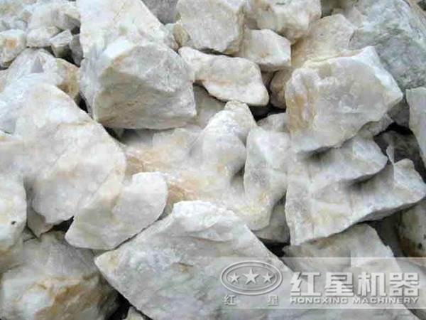 時產(chǎn)800噸的硅石破碎生產(chǎn)線需要哪些設(shè)備？需要投資多少錢？