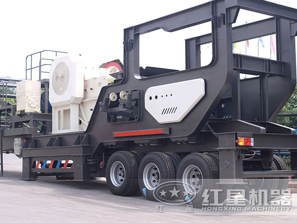 自行式石子破碎機(jī)