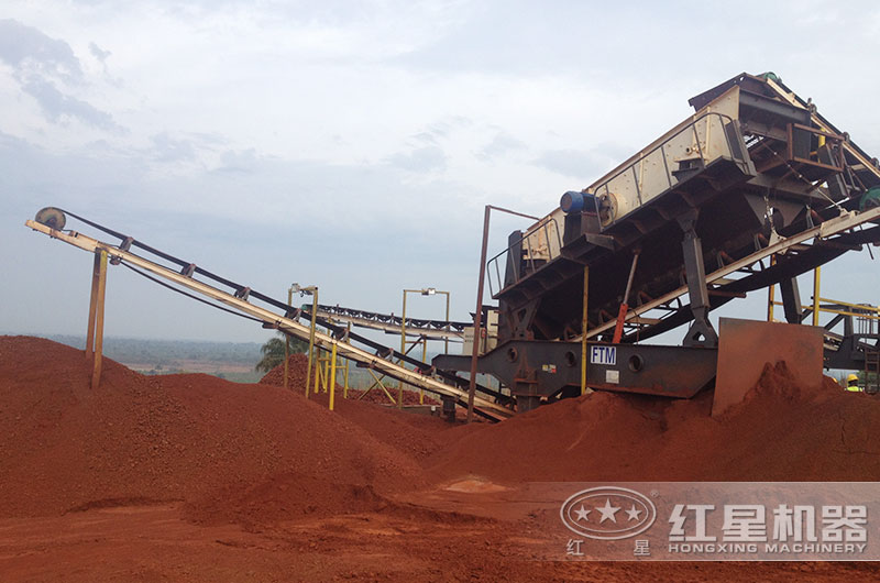 砂石廠正在大規(guī)模生產(chǎn)機(jī)制砂