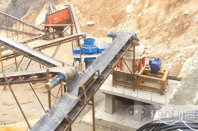 石子打沙機作業(yè)現(xiàn)場