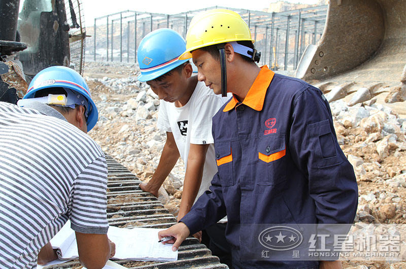 紅星技術(shù)經(jīng)理現(xiàn)場(chǎng)指導(dǎo)用戶(hù)安裝和操作