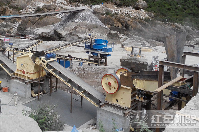 山西機(jī)制砂生產(chǎn)現(xiàn)場