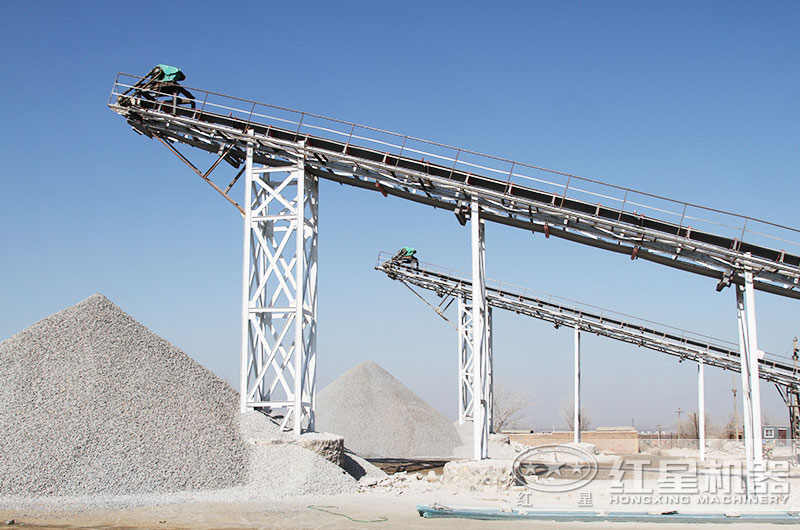 碎石粉碎機每天能碎多少噸石料？大概多少錢一套？