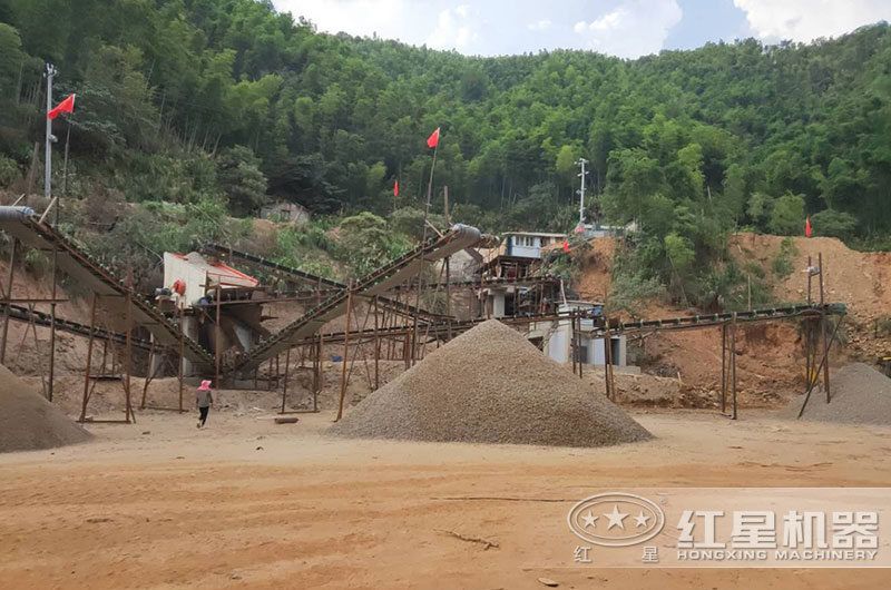 15萬預(yù)算，能買到哪種河卵石及建筑廢料用多功能破碎機？