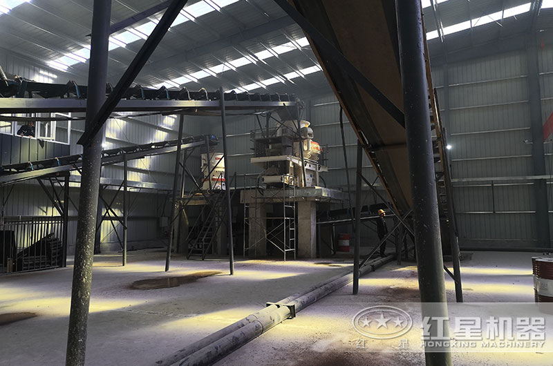 洞渣加工砂石合法嗎？繳納資源稅嗎？需要用到哪些砂石加工設(shè)備？