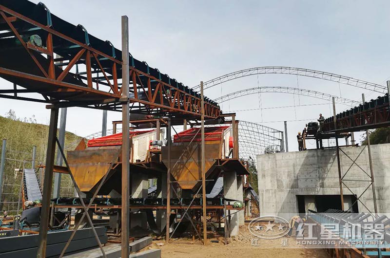 一噸原石出多少噸12、13石子？都需要哪些石子碎石機設(shè)備？