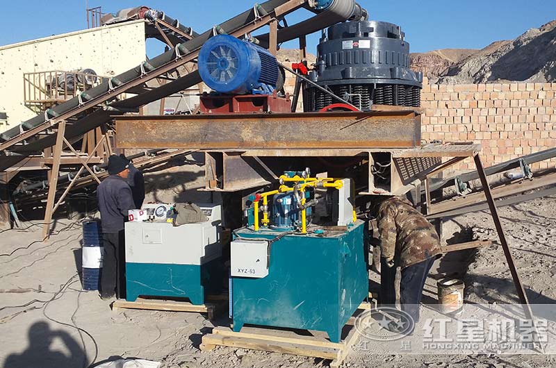 175紅星圓錐機配多少千瓦電機？每小時能生產(chǎn)多少噸石子？銅套怎么換？